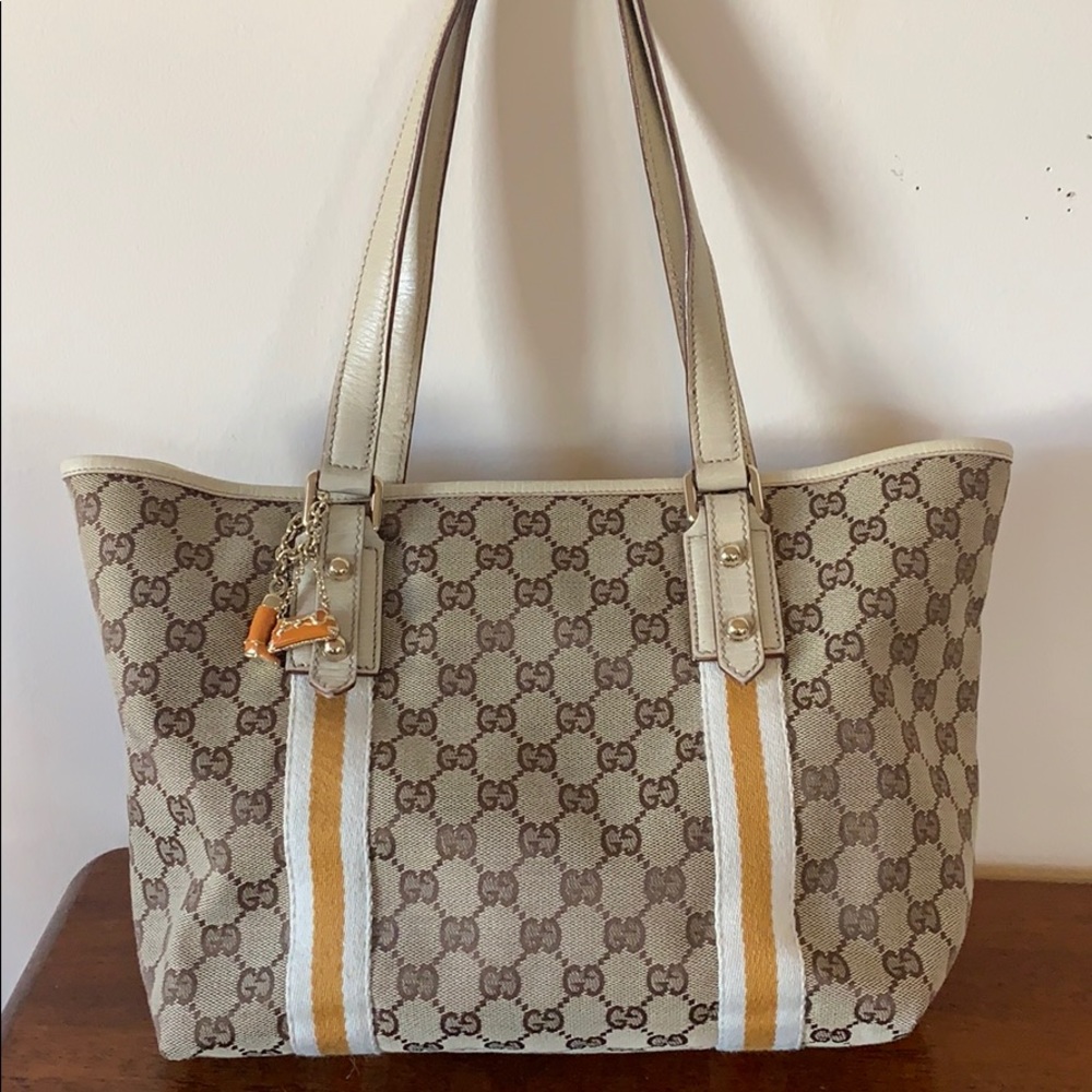 Vintage Authentic Gucci Shoulder Bag